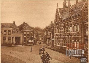 Markt : De Markt rond 1927.