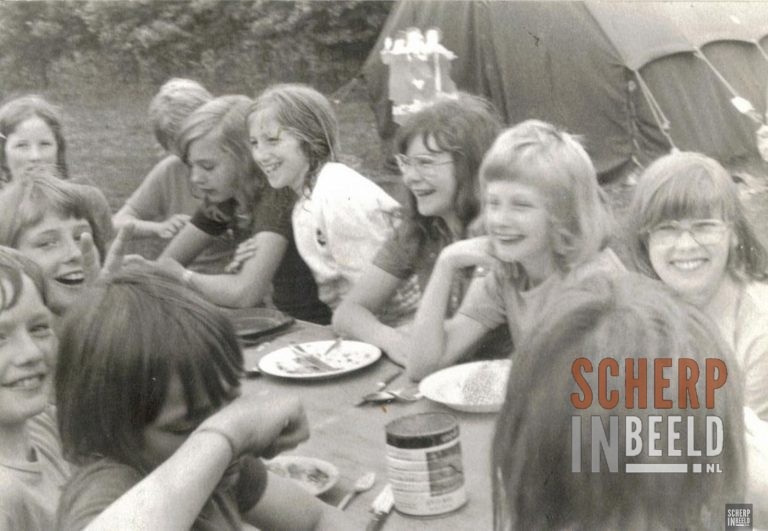 Klassenfoto’s St. Willibrordus: Schoolkamp 1975.