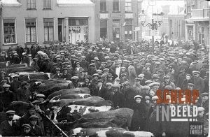 De Markt : Vette beestenmarkt.