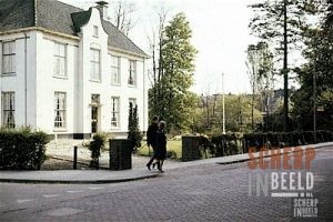 Ruurloseweg: Op weg naar de kerk.