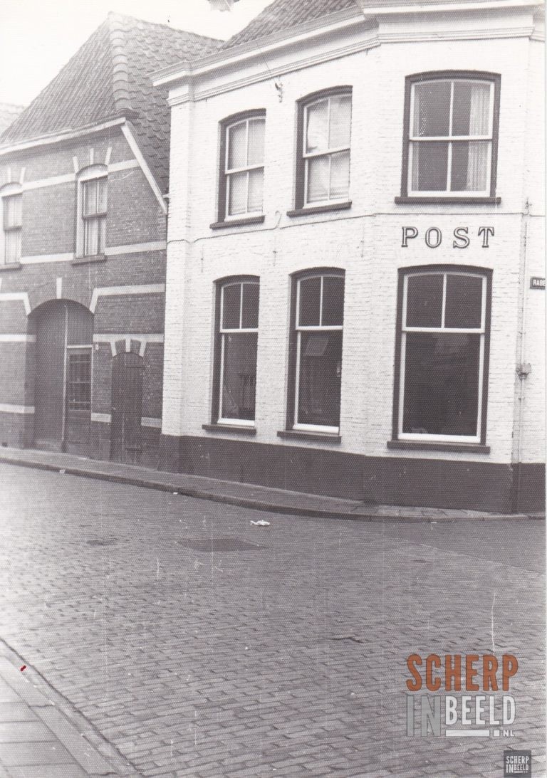 Warenhuis Post: Lievelderstraat.