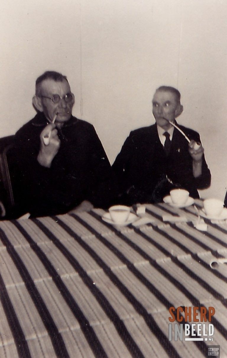 Diverse Personen: foto van ± 1960