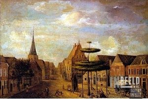Oude Calixtuskerk : Oude Calixtuskerk (links) vanuit de Markt gezien.