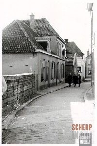 Rabeldersteeg : linkerzijde gezien vanaf de Lievelderstraat.