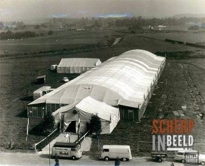 Bierbrouwerij Grolsch: Feesttent jubileum DeGroen september1968.