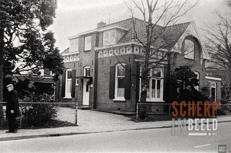 Ruurloseweg: Vroegere woning van schoolmeester Tubbing.