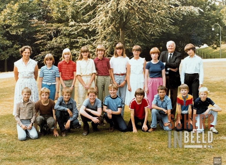 Klassenfoto Canisiusschool: Schooljaar 1980-1981.Klas 6. Bron: Stadsmuseum Groenlo.