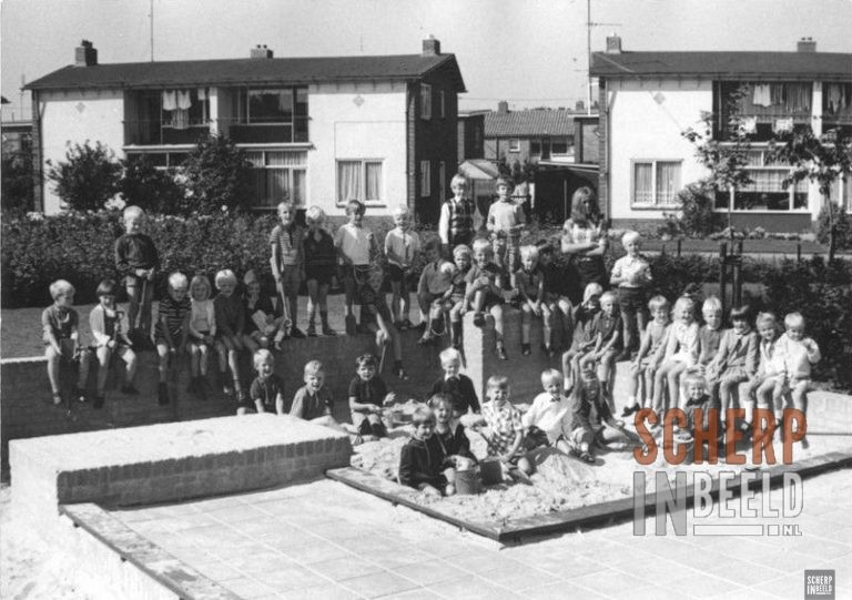 Klassenfoto Kleuterschool Hummelhof: 1970