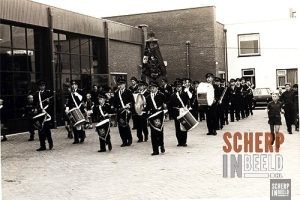 Auto Arink: Opening Auto Arink aan de Ruurloseweg 13 in augustus 1966.