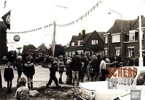 Auto Arink: Opening Auto Arink aan de Ruurloseweg 13 in augustus 1966.