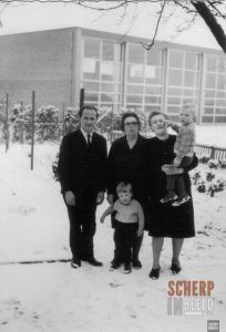 Familie foto’s: Familie Wiggers (klompenmakerij aan de Papendijk)