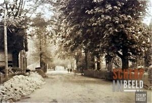 Winterswijkseweg: Kijkend naar richting Mattelierstraat, zien we rechts voor de beide