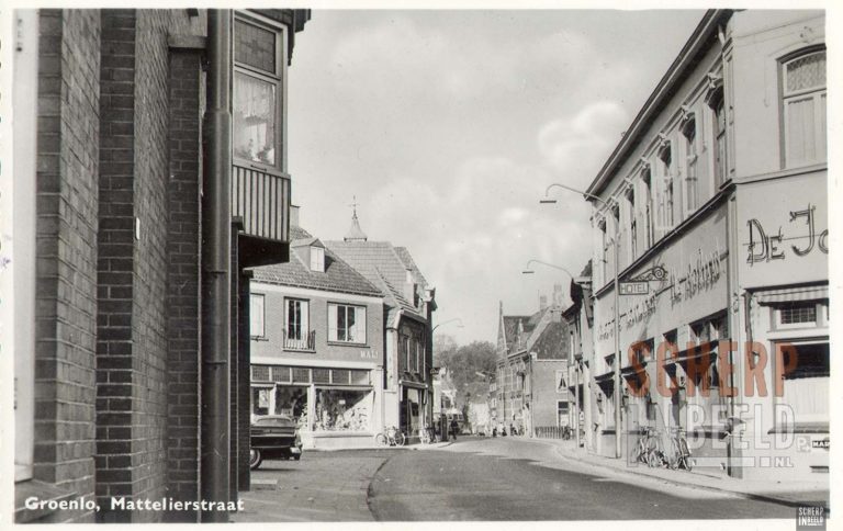 Mattelierstraat: Mattelierstraat met doorkijk richting Markt