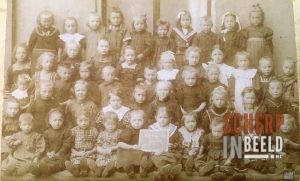 Klassenfoto Meisjesschool St.Jozeph