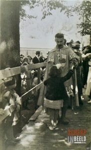 Regeringsjubileum Koningin Wilhelmina: Bal Campetré.