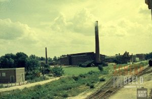 Stationemplacement : Deze foto is gemaakt vanaf het station in de zomer van 1964.