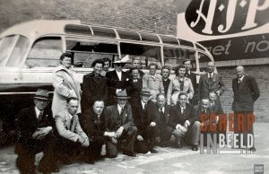 Groenlo onbekend; Achter op deze foto staat geschreven Grolse personen.