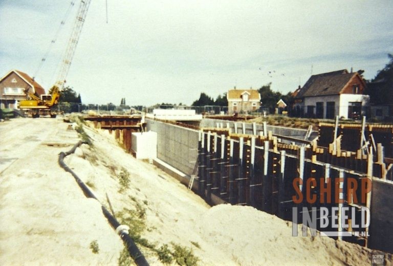 Lichtenvoordseweg: Aanleg van de tunnelbak voor de Rondweg, aanbouw zuidzijde
