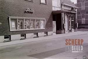 Mattelierstraat: Bioscoop Astra.