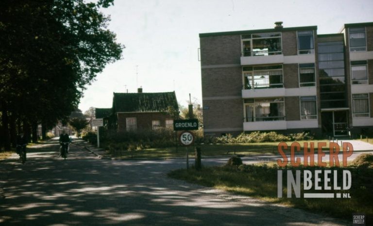 Borculoseweg: De Borculoseweg en de flats aan de Emmasingel – ca. 1966
