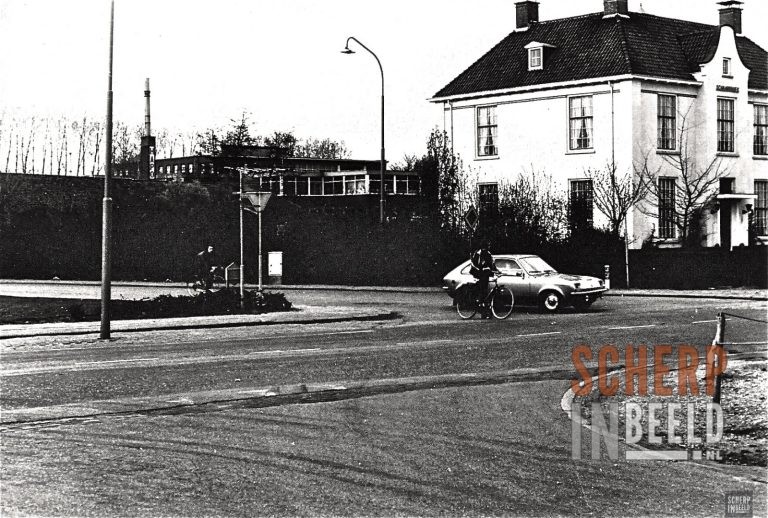 Ruurloseweg: Kruising,Ruurloseweg-Borculoseweg-Deken Hooijmansingel.