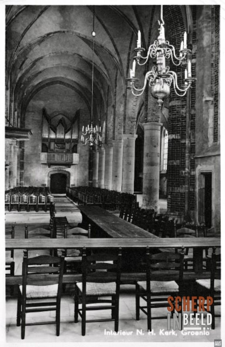 Oude Calixtuskerk: Interieur N.H. Kerk aan de Markt.