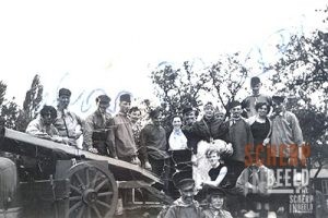 Ludieke actie van het Grolsch kanon ophalen in Lichtenvoorde