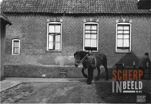 Ziekenhuisstraat: Op deze foto kijk je naar het huis van de fam. Lensink.