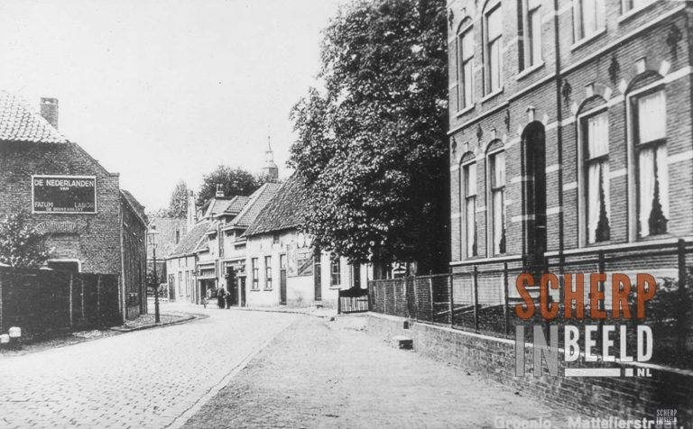 Mattelierstraat: Een kijkje in de Mattelierstraat.