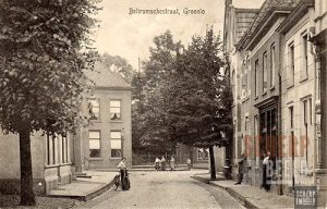 Beltrumsestraat: prachtige straat opname van de Beltrumsestraat in ±1916