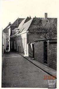 Rabeldersteeg : rechterzijde gezien vanaf de Lievelderstraat.