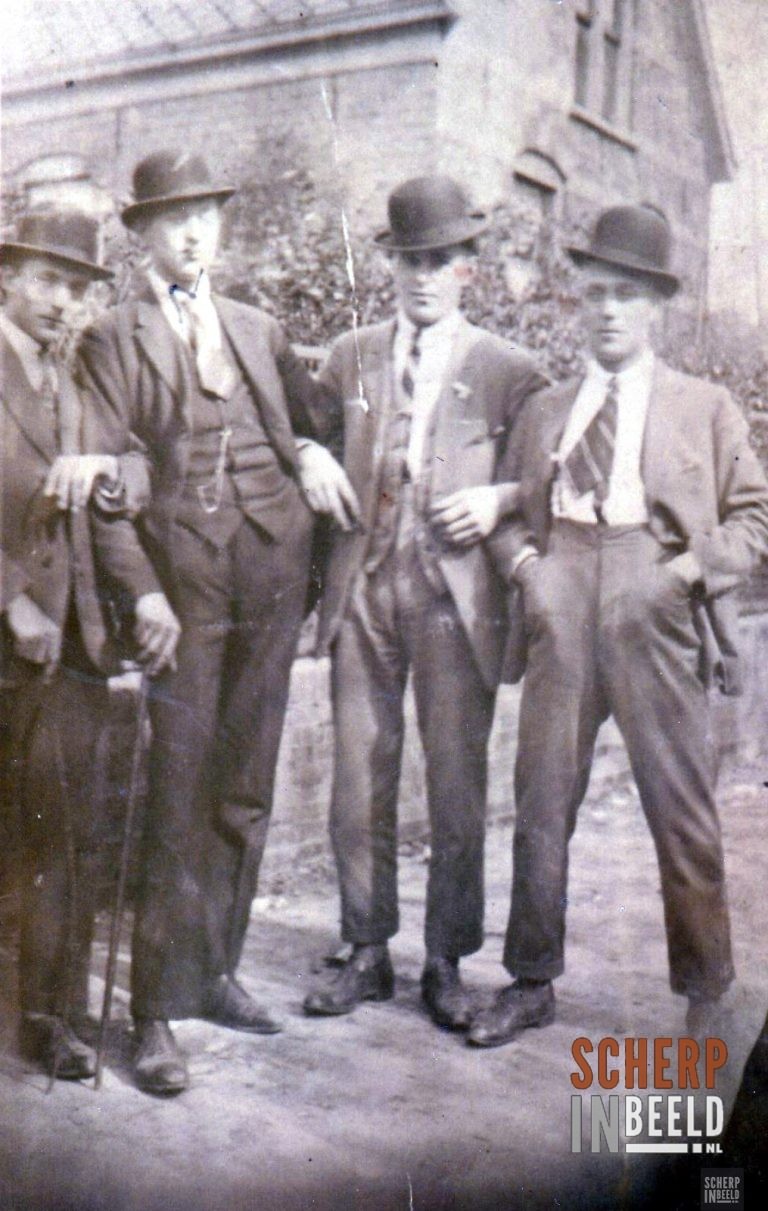 Mannen in de Mattelierstraat