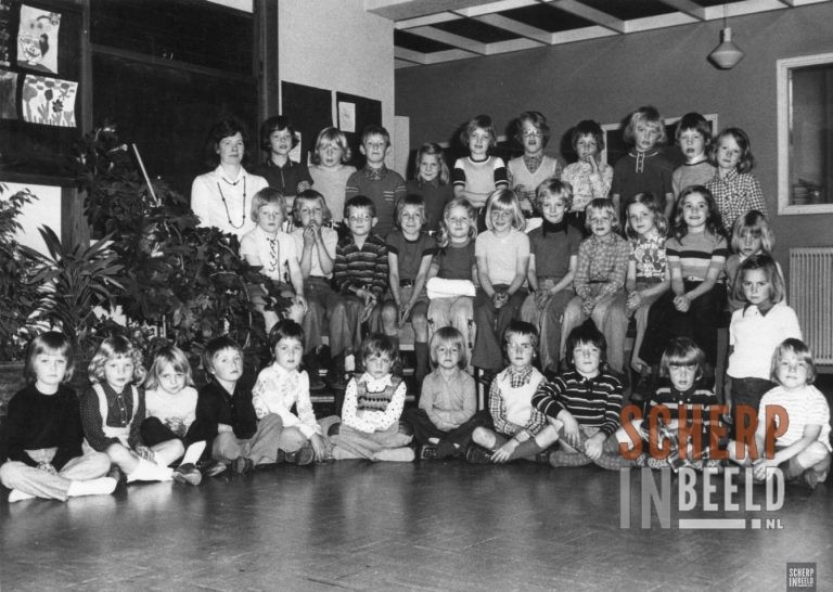 Klassenfoto Canisiusschool: Schooljaar 1973-1974. Klas 1.