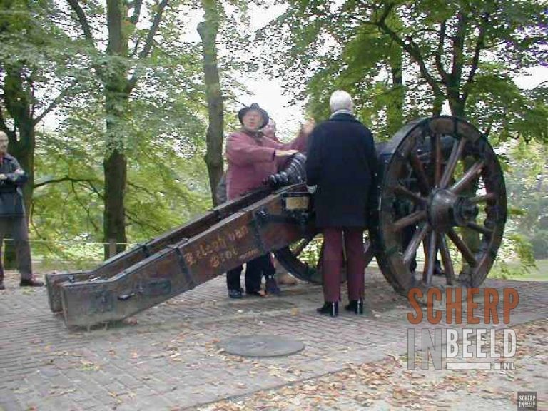 Gerestaureerd kanon in Groenlo