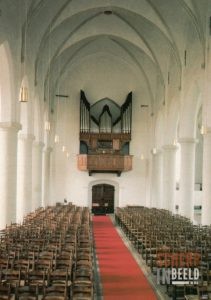 Oude Calixtuskerk: Gezicht vanaf het koor.