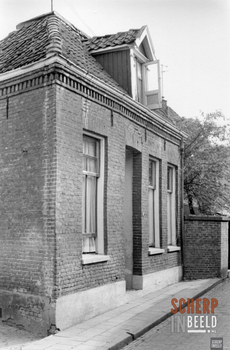 Molenweg 5, woonhuis Wout van Os