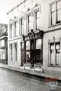 Beltrumsestraat: De oude winkel van Gunnewijk.Anno 2003 heeft Gunnewijk bijna