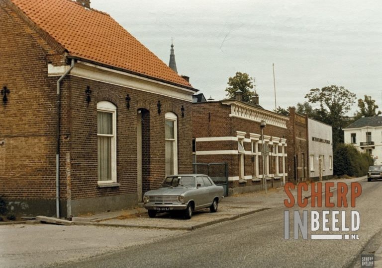 Borculoseweg: 1975.
