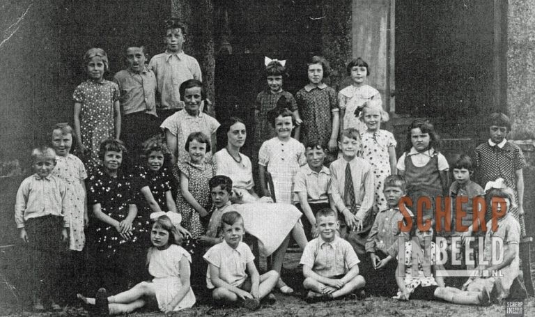 Klassenfoto Protestantse school