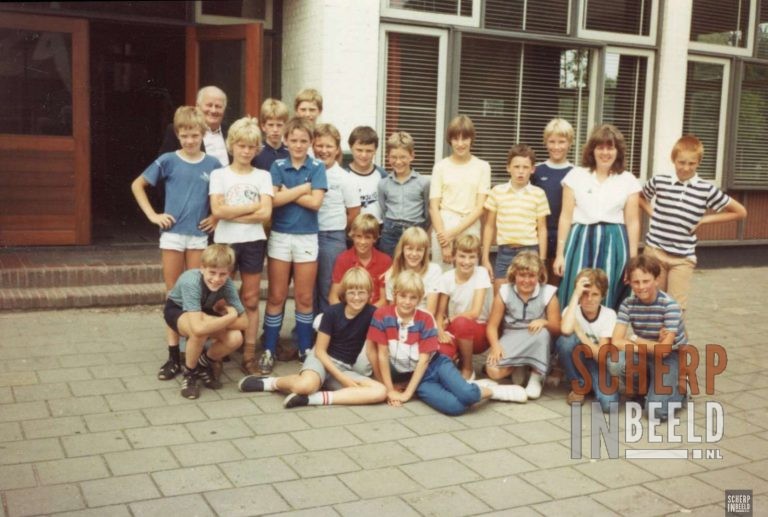 Klassenfoto Canisiusschool: Schooljaar 1981-1982. Klas 5. Bron: Stadsmuseum Groenlo.