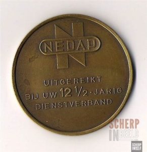 Nedap Diversen: Penning 7cm doorsnede, Uitgegeven aan personeel in de begin jaren `70.