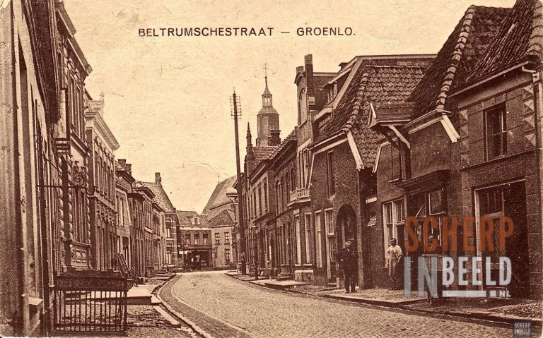 Beltrumsestraat: Een kijkje in de Beltrumsestraat richting deMarkt.