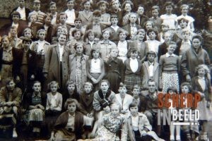 Klassenfoto Huishoudschool St.Martha