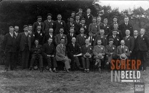 Groenlo’sch mannenkoor: foto van 27 mei 1933.