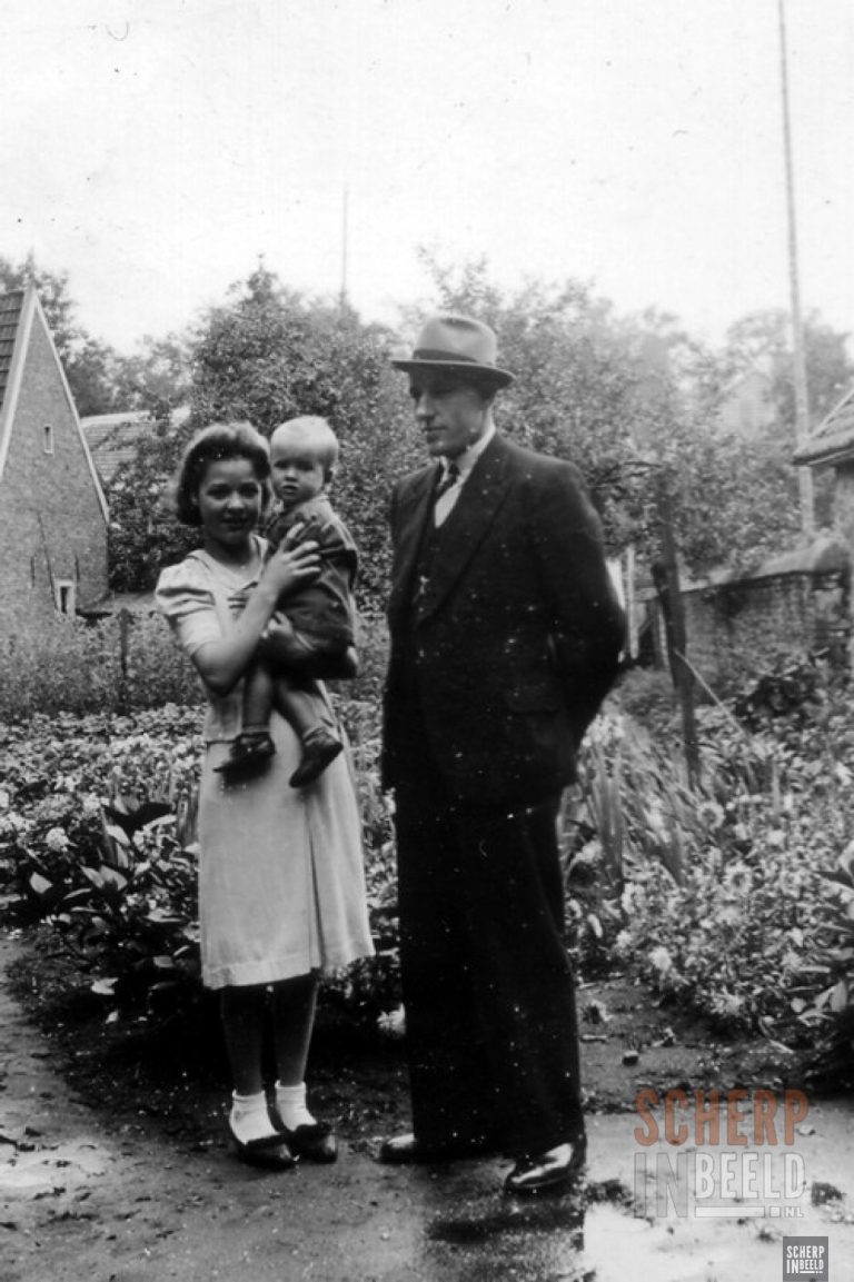 Diverse Personen: Foto van 9 september 1940