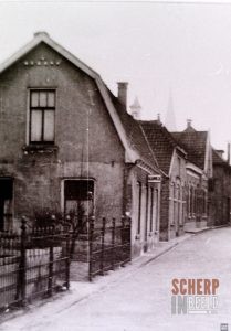 Schoolstraat: Op de achterkant van deze foto staat alleen vermeld Groenlo.
