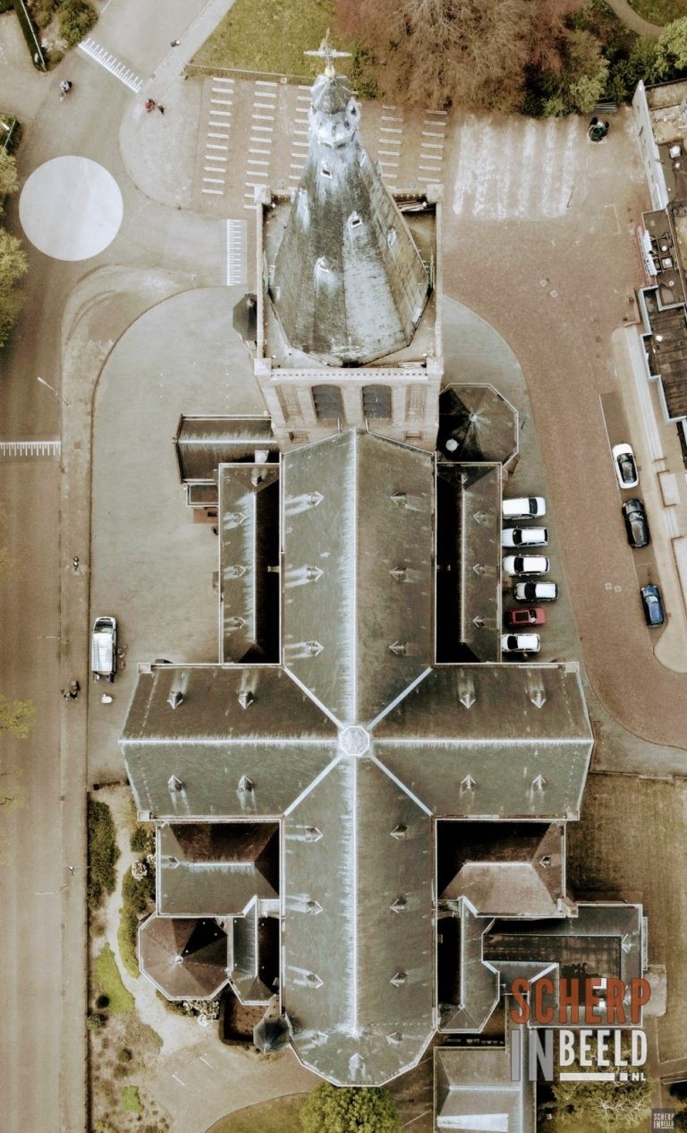 Luchtfoto van de Calixtusbasiliek