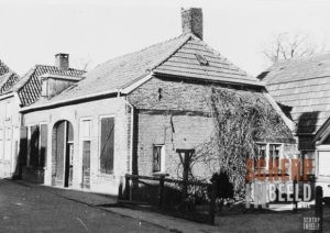 Barakkenplas: Stadsboerderij van de Familie Frank.