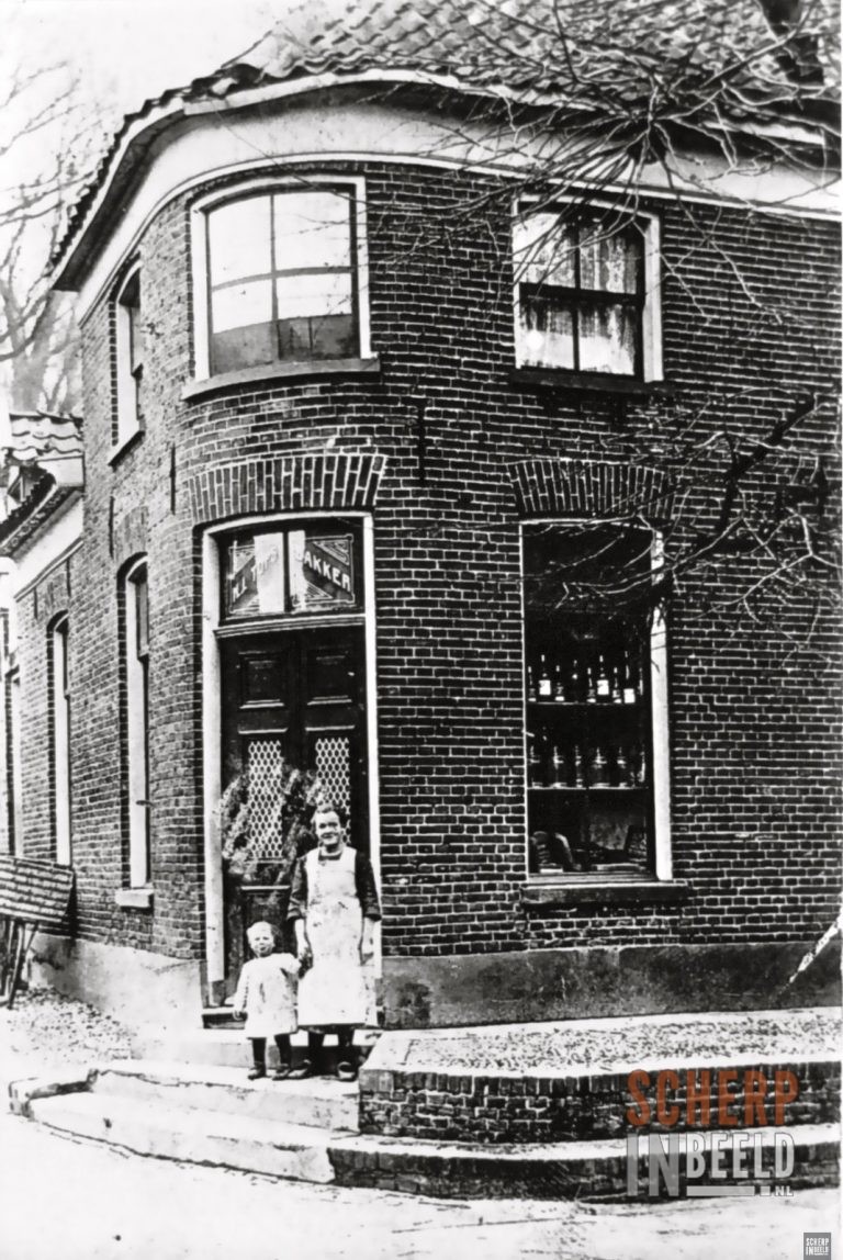 Smidshuisje aan de Lievelderstraat