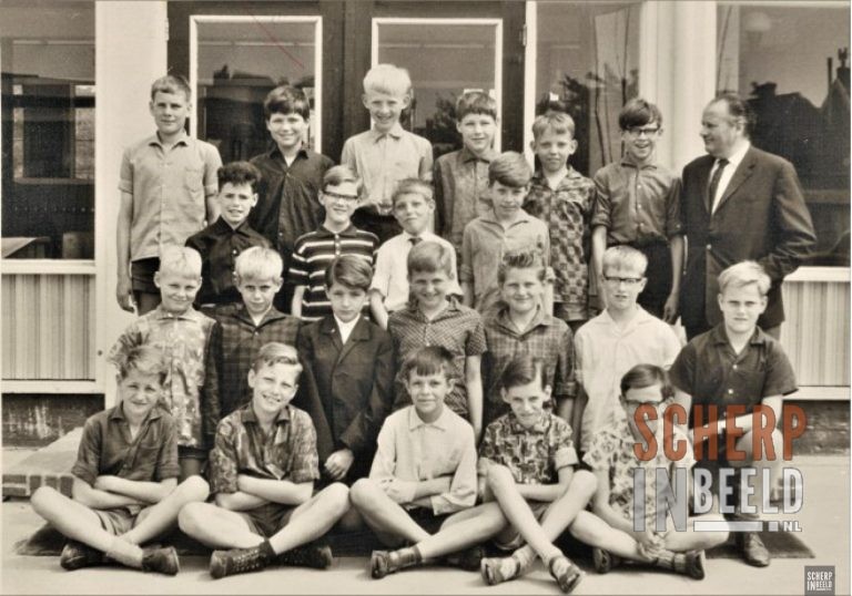 Klassenfoto Canisiusschool: 6e klas.